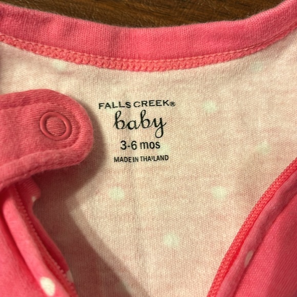 Set of 2 long sleeve sleepers. Koala Baby and Falls Creek Baby Brands - Picture 4 of 10